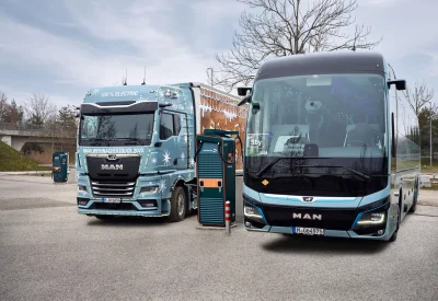 1920_p_eot_man_weihnachtstruck_1